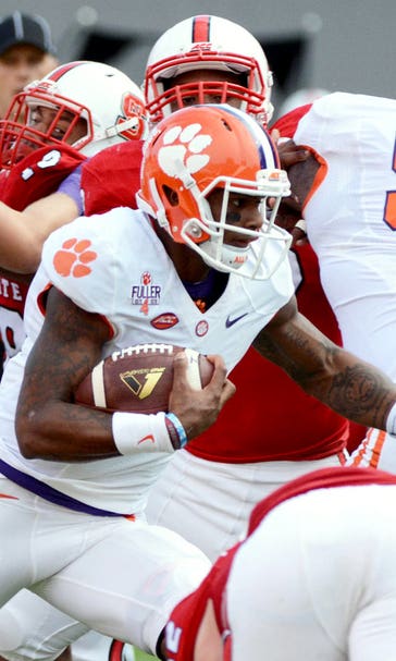 Watson carries No. 3 Clemson past N.C. State to stay perfect